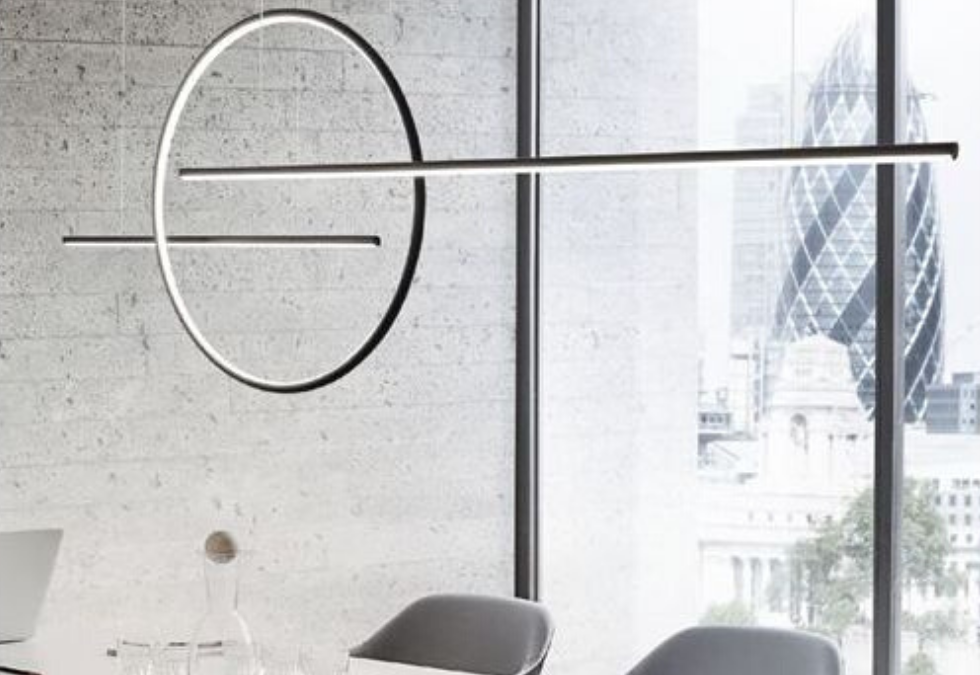 Smart Working: il tuo Angolo di Design sotto la Giusta Luce