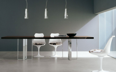 Le tre combinazioni di design di tavoli e sedie